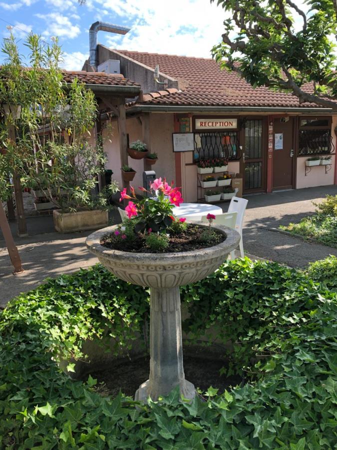 Hotel Cristol Avignon Buitenkant foto