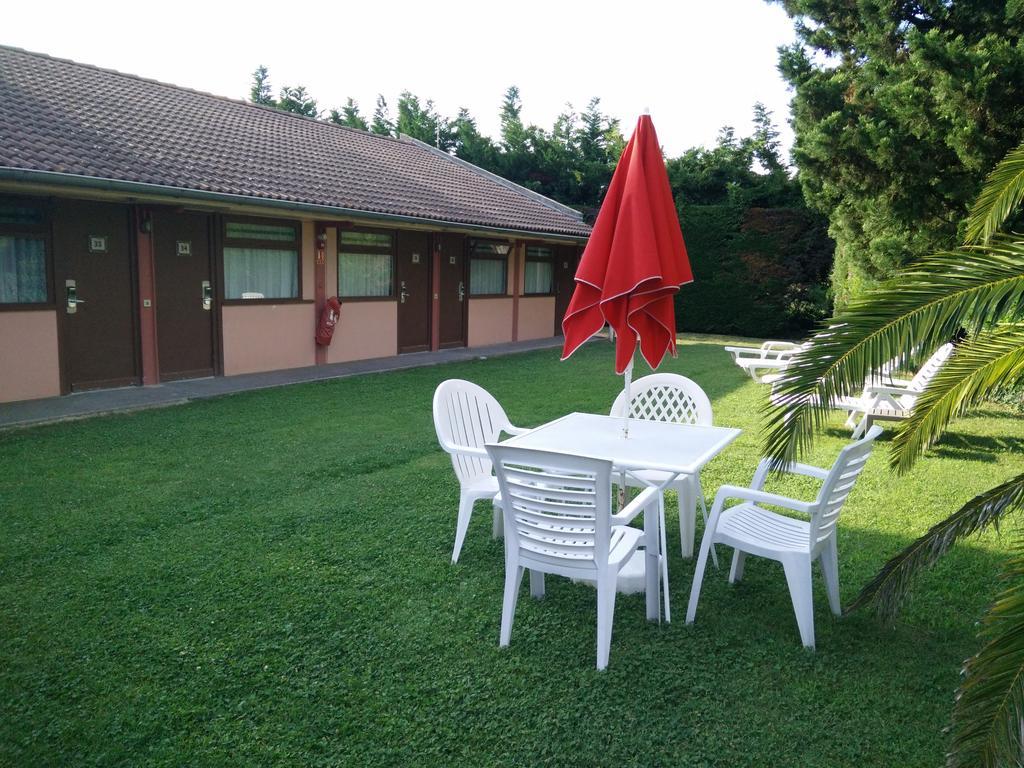 Hotel Cristol Avignon Buitenkant foto