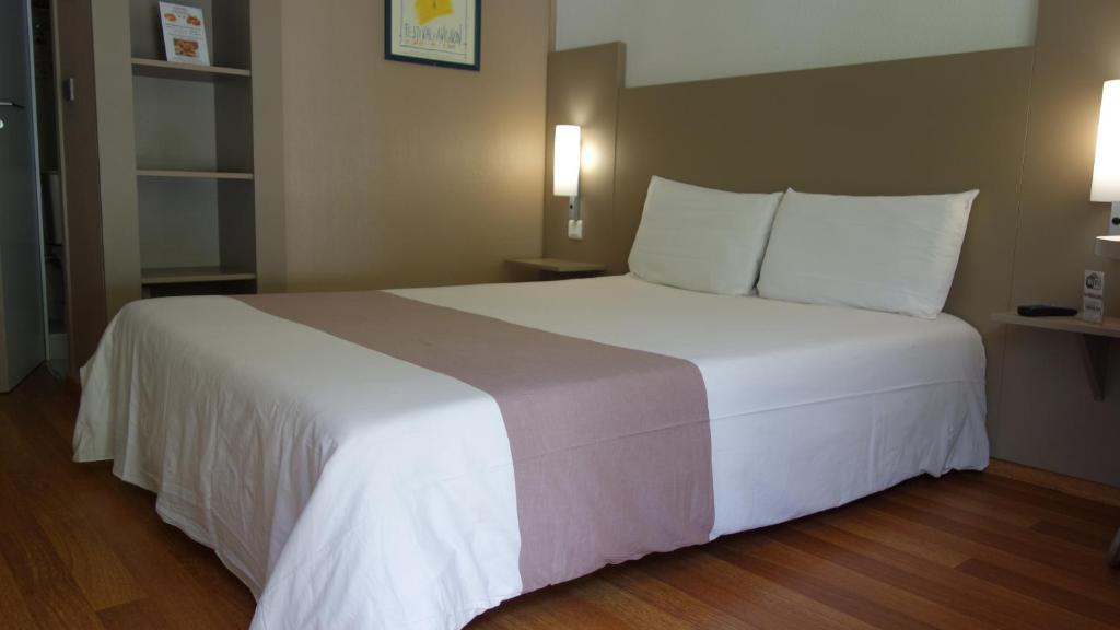 Hotel Cristol Avignon Buitenkant foto